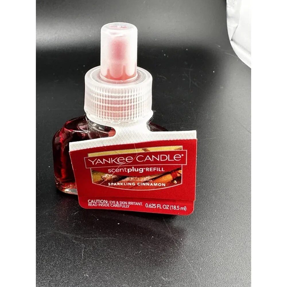 Yankee‎ Candle Sparkling Cinnamon  Scentplug and Plug In Diffuser NWT New